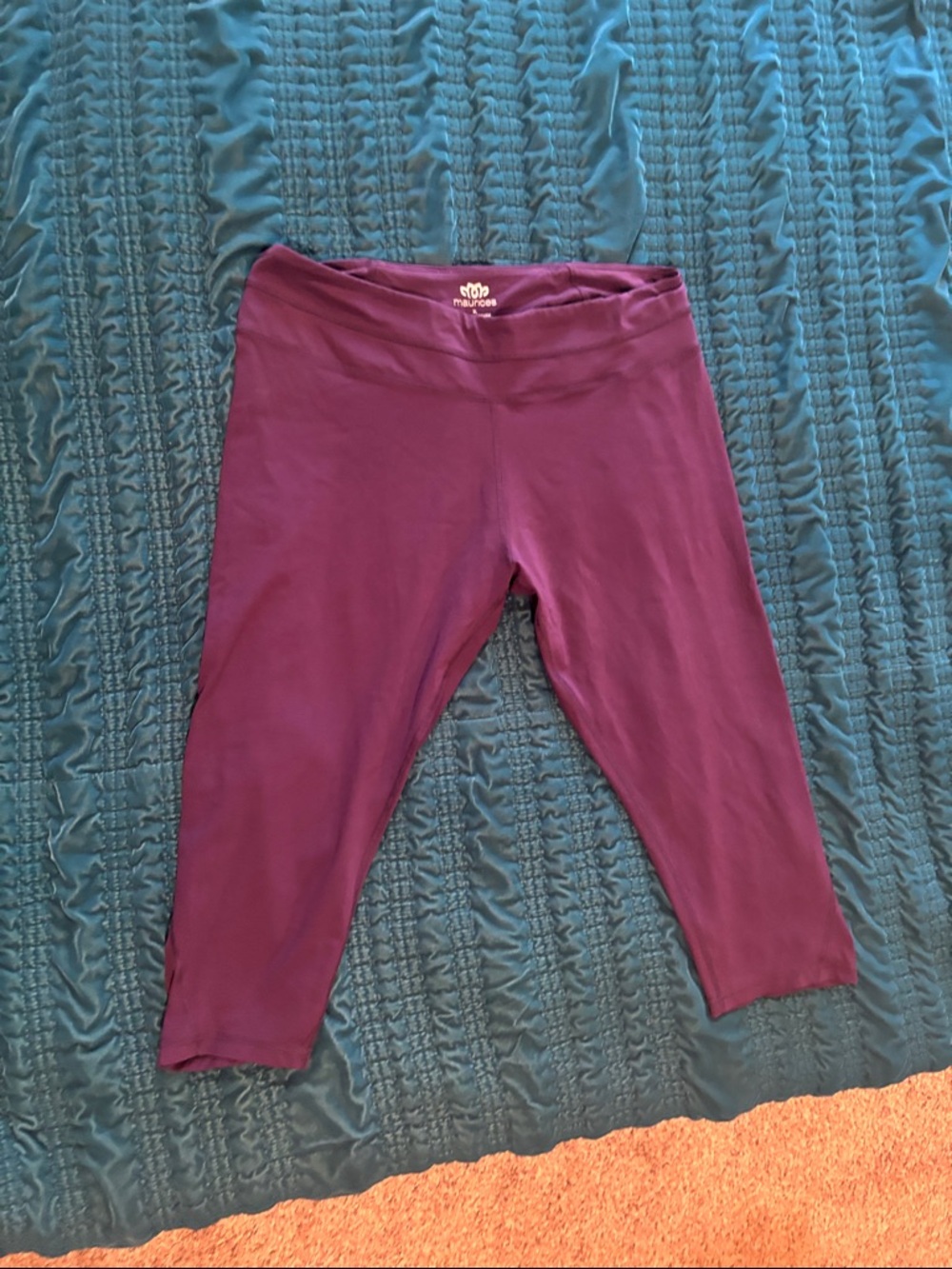 Maurices Plum Capri Leggings